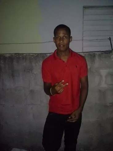 Chico de 29 busca chica para hacer pareja en Santo Domingo, República Dominicana