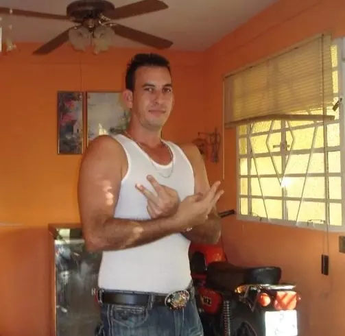 Hombre de 42 busca mujer para hacer pareja en La Habana, Cuba