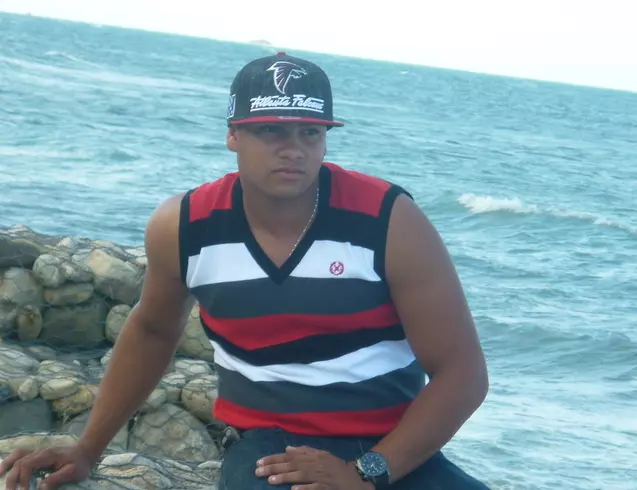 Chico de 35 busca chica para hacer pareja en Santiago, República Dominicana