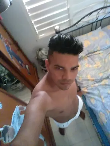 Chico de 28 busca chica para hacer pareja en Holquin, Cuba