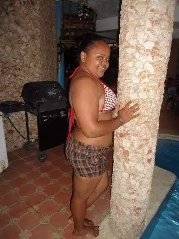 Chica de 32 busca chico para hacer pareja en Santo Domingo, República Dominicana