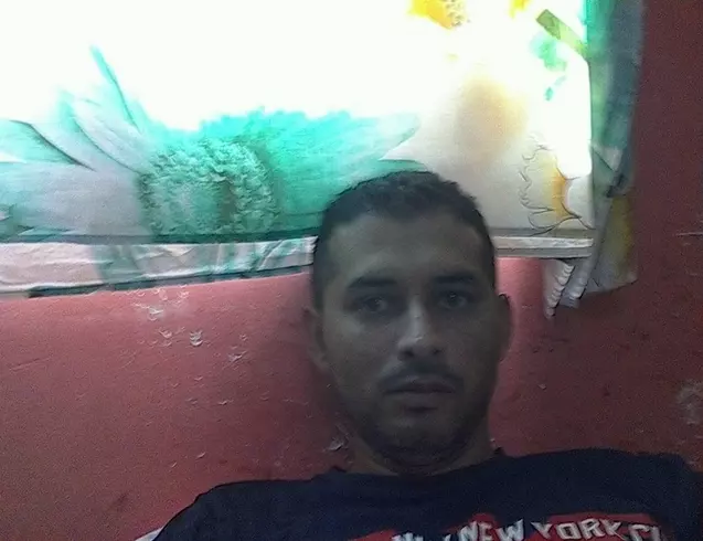 Hombre de 42 busca mujer para hacer pareja en El Venado, Venezuela