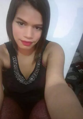 Chica de 26 busca chico para hacer pareja en Caracas, Venezuela
