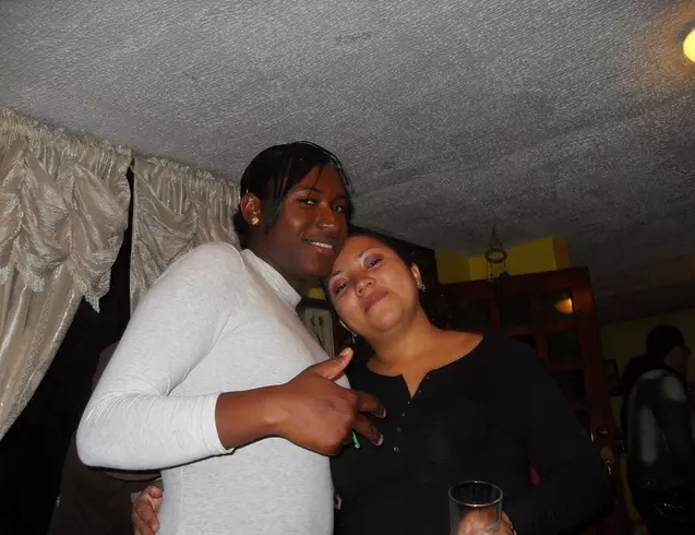 Mujer de 38 busca hombre para hacer pareja en Quito, Ecuador