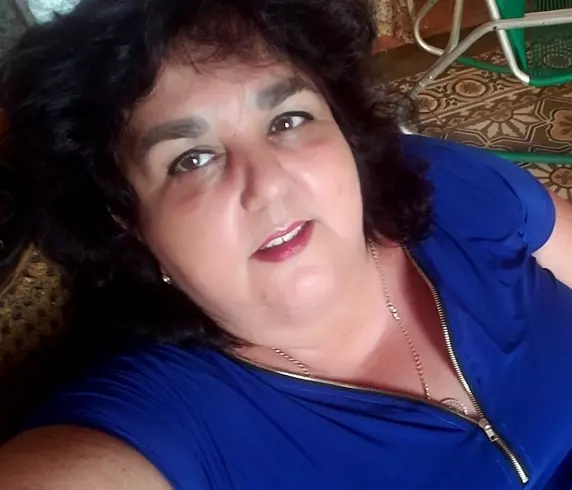 Mujer de 60 busca hombre para hacer pareja en Trinidad., Cuba