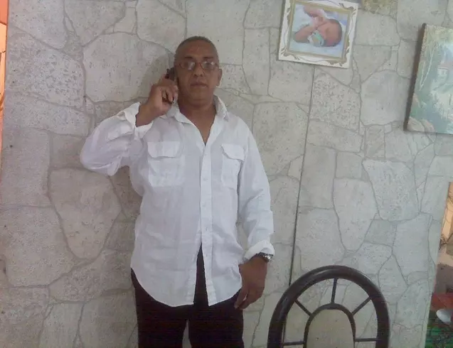 Hombre de 62 busca mujer para hacer pareja en Santo Domingo, República Dominicana