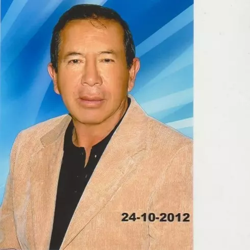 Hombre de 67 busca mujer para hacer pareja en Quito, Ecuador