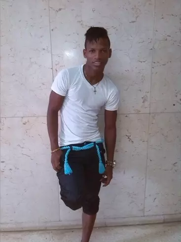 Chico de 32 busca chica para hacer pareja en La Habana, Cuba