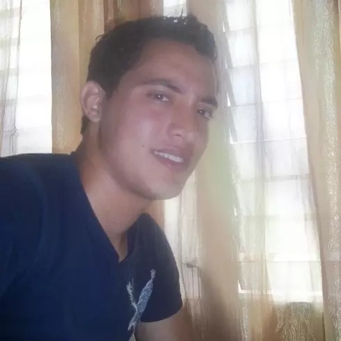 Chico de 33 busca chica para hacer pareja en Tegucigalpa, Honduras