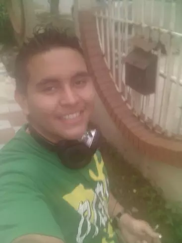 Chico de 33 busca chica para hacer pareja en San Pedro Sula, Honduras