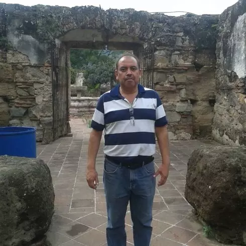Hombre de 56 busca mujer para hacer pareja en San Miguel Petapa, Guatemala