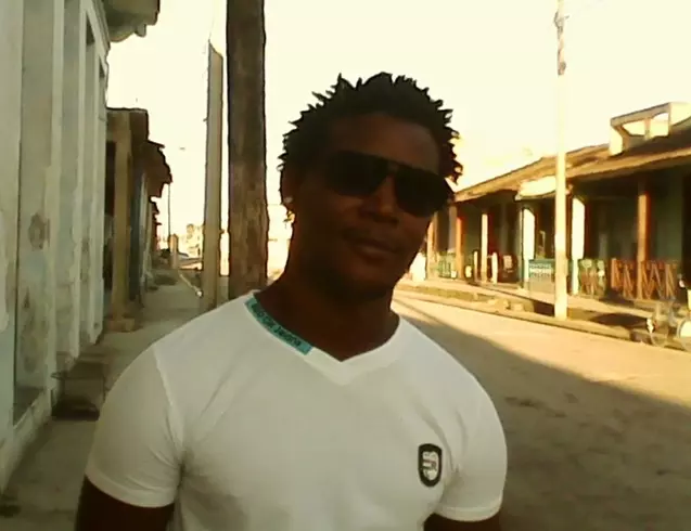 Hombre de 36 busca mujer para hacer pareja en La Habana, Cuba