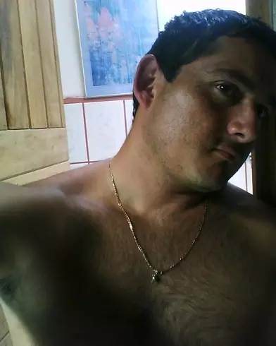 Hombre de 42 busca mujer para hacer pareja en Heredia, Costa Rica