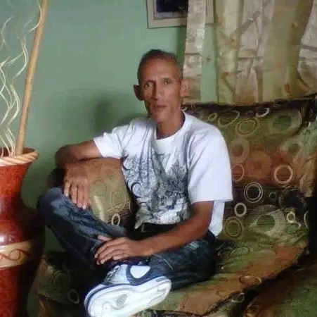 Hombre de 61 busca mujer para hacer pareja en Santo Domingo, República Dominicana