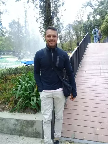 Chico de 32 busca chica para hacer pareja en Quito, Ecuador