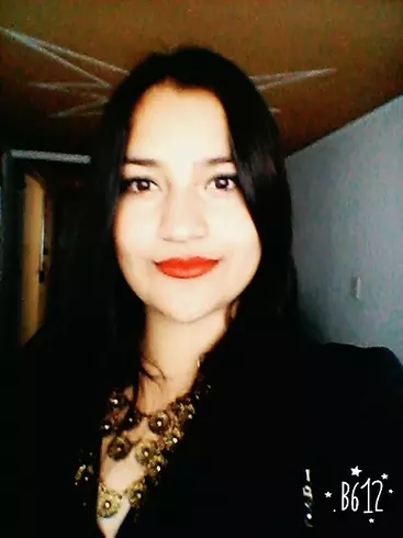 Chica de 29 busca chico para hacer pareja en Bogotá, Colombia