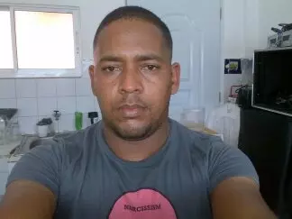 Hombre de 50 busca mujer para hacer pareja en Santo Domingo, República Dominicana