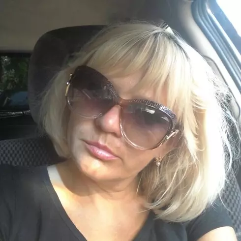 Mujer de 49 busca hombre para hacer pareja en Rostov-on-Don, Rusia
