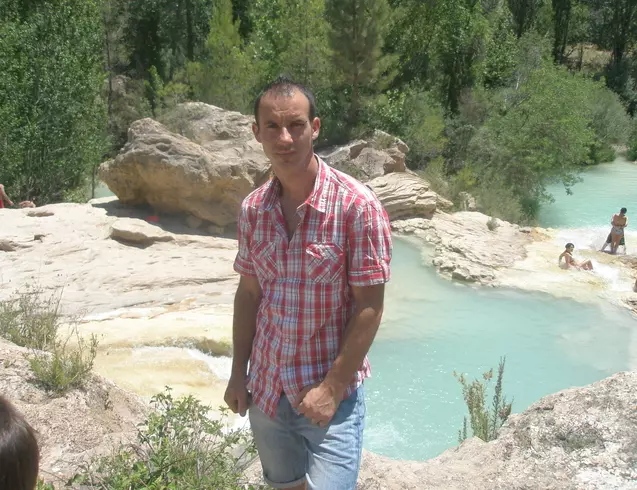 Hombre de 38 busca mujer para hacer pareja en Cuenca, España