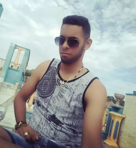 Chico de 27 busca chica para hacer pareja en Holguin, Cuba