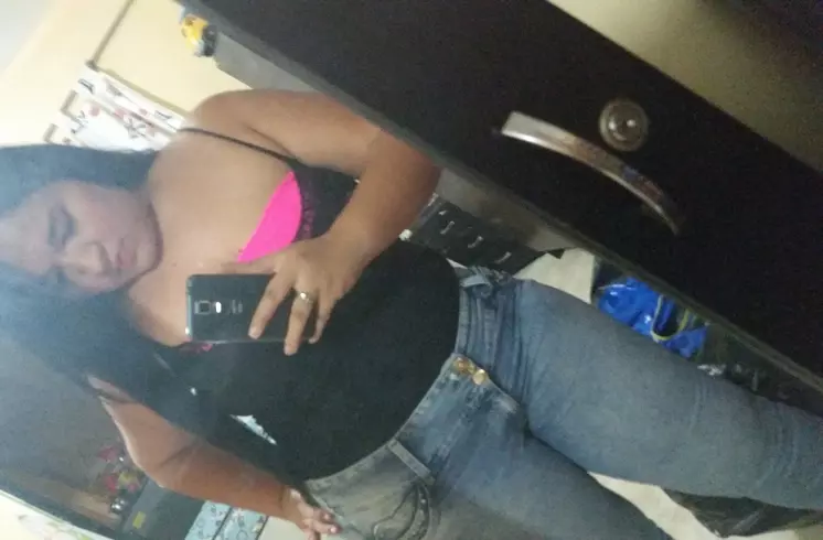 Chica de 27 busca chico para hacer pareja en Ali, Colombia