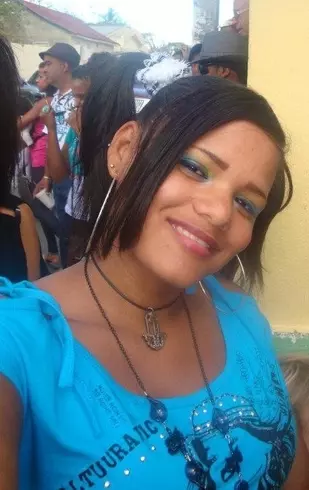 Mujer de 36 busca hombre para hacer pareja en Santa Cruz De Mao,Santo Domingo, República Dominicana