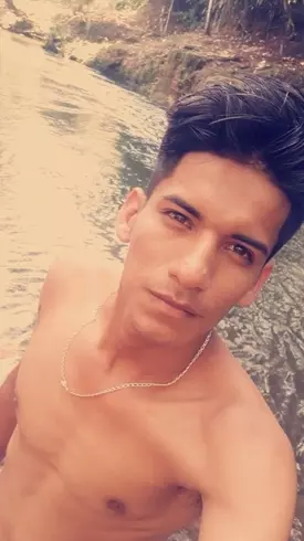 Chico de 27 busca chica para hacer pareja en Quito, Ecuador