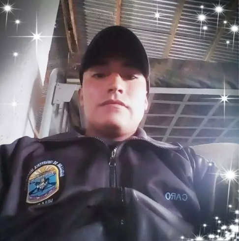 Chico de 27 busca chica para hacer pareja en catac, Perú