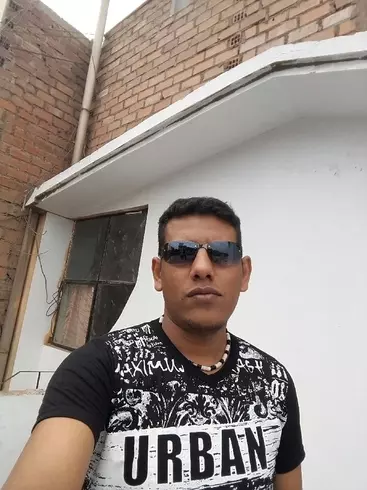 Hombre de 36 busca mujer para hacer pareja en Callao, Perú