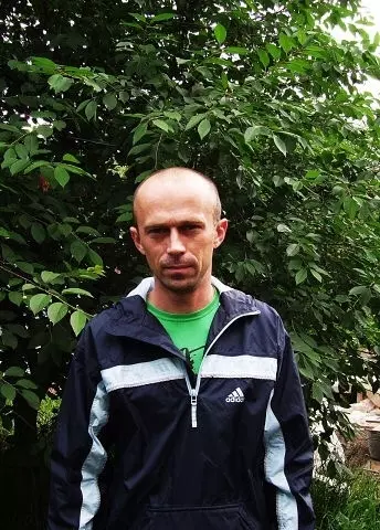 Hombre de 47 busca mujer para hacer pareja en Minsk, Belarus
