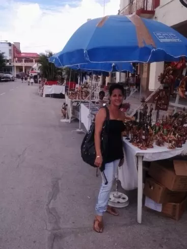 Mujer de 39 busca hombre para hacer pareja en Cuba