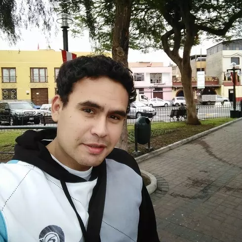 Hombre de 39 busca mujer para hacer pareja en LIma, Perú