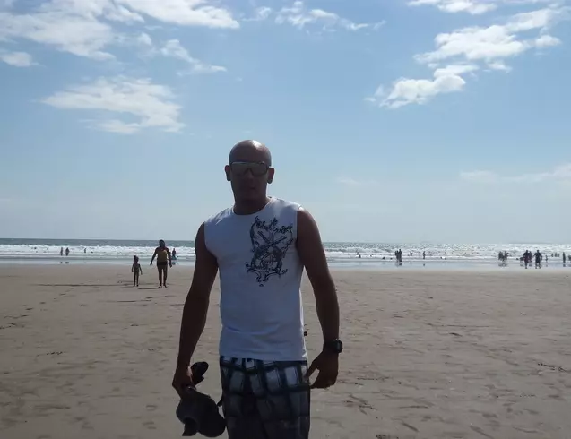 Hombre de 46 busca mujer para hacer pareja en David, Panamá