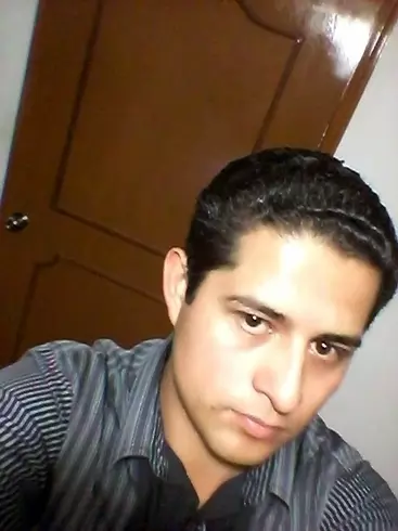 Hombre de 36 busca mujer para hacer pareja en Zum, México