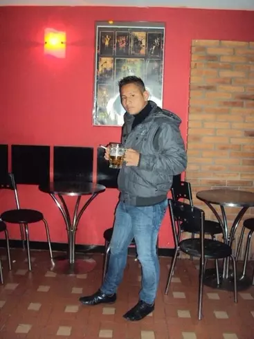 Chico de 35 busca chica para hacer pareja en Colombia