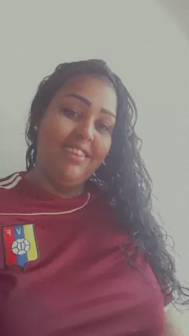 Mujer de 37 busca hombre para hacer pareja en Guayana, Venezuela