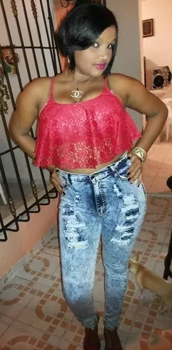 Chica de 33 busca chico para hacer pareja en Santo Domingo, República Dominicana