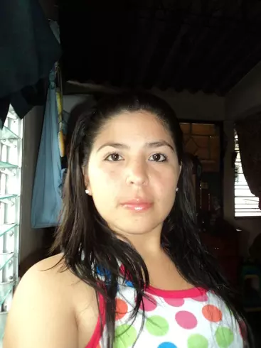 Mujer de 36 busca hombre para hacer pareja en San salvador, Guatemala