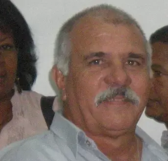 Hombre de 74 busca mujer para hacer pareja en La Habana, Cuba