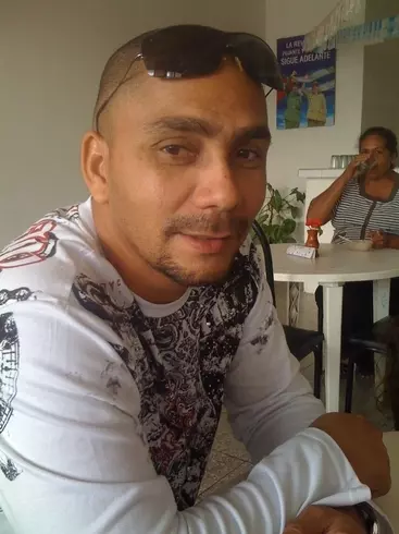 Hombre de 51 busca mujer para hacer pareja en Las tunas., Cuba