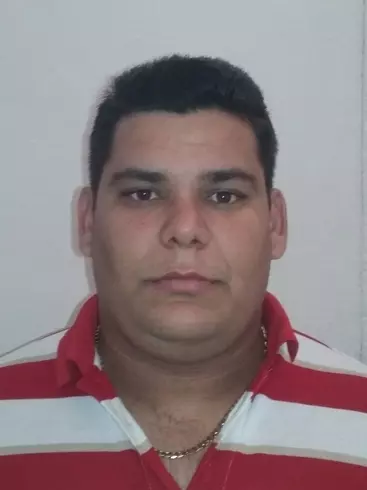 Chico de 35 busca chica para hacer pareja en Ciego de avila, Cuba