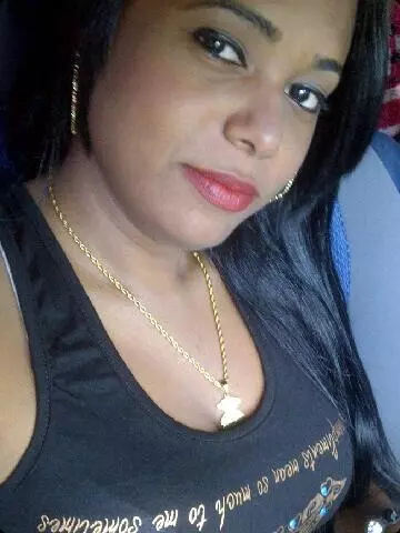 Chica de 33 busca chico para hacer pareja en Santo Domingo, República Dominicana