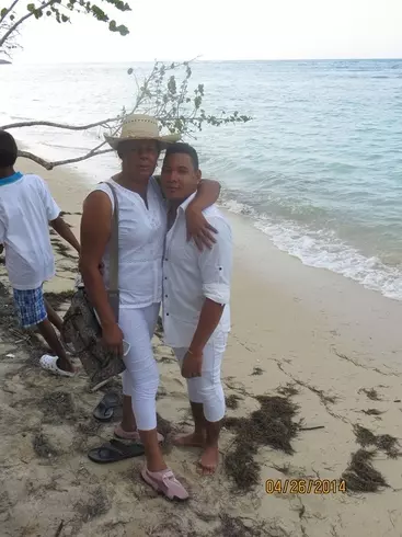 Chico de 28 busca chica para hacer pareja en Santo Domingo, República Dominicana
