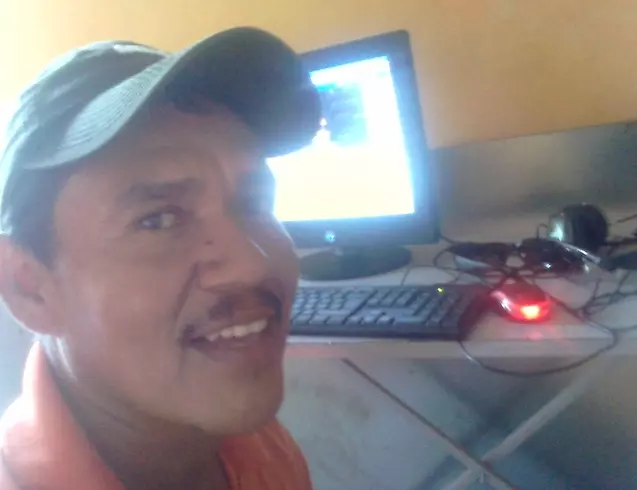 Hombre de 43 busca mujer para hacer pareja en Barinas, Venezuela