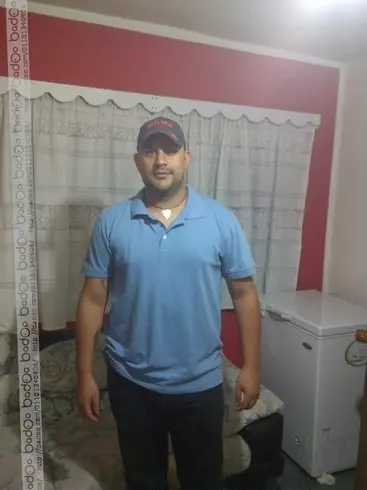 Hombre de 40 busca mujer para hacer pareja en Caracas, Venezuela