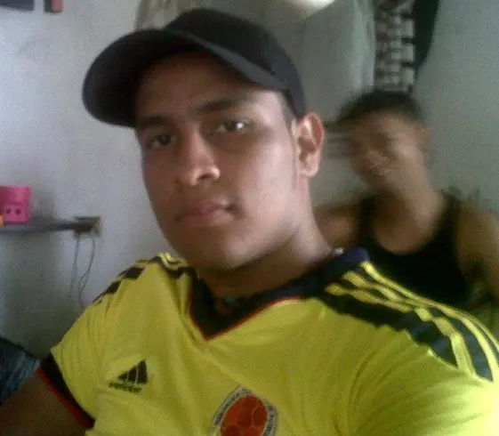 Chico de 34 busca chica para hacer pareja en Barranquilla, Colombia