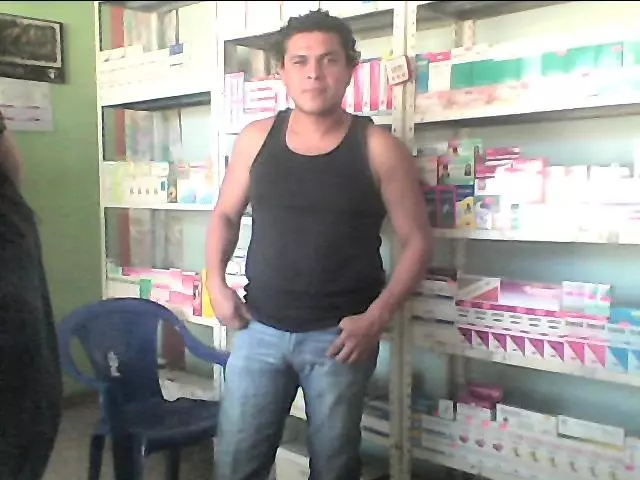 Hombre de 44 busca mujer para hacer pareja en Guatemala
