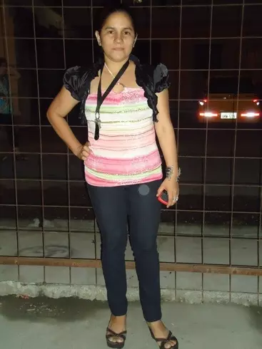 Mujer de 49 busca hombre para hacer pareja en Guayaquil, Ecuador