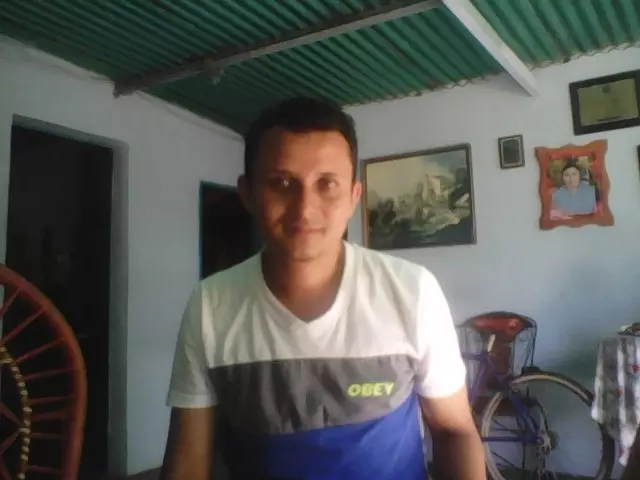 Chico de 32 busca chica para hacer pareja en Apure, Venezuela