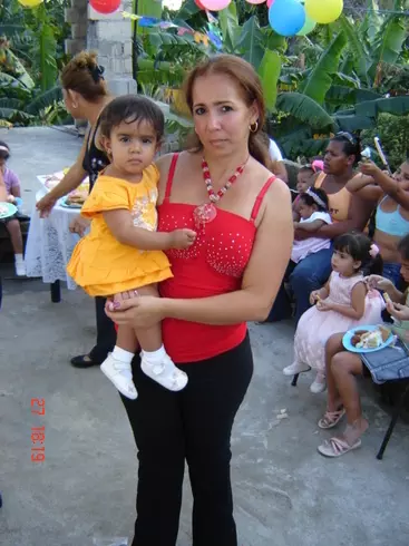 Mujer de 48 busca hombre para hacer pareja en Cuba